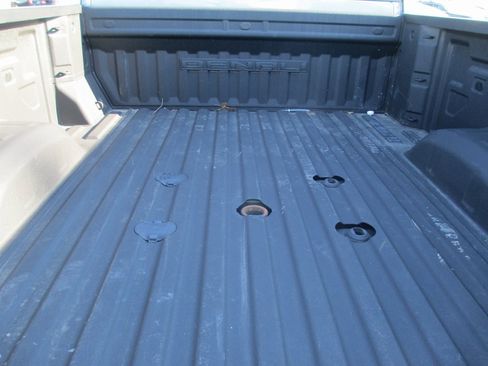 Certified 2024 GMC Sierra 2500 Denali Ultimate image 9