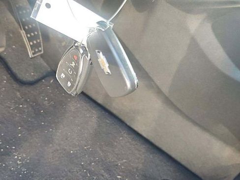 Used 2021 Chevrolet Traverse High Country image 14