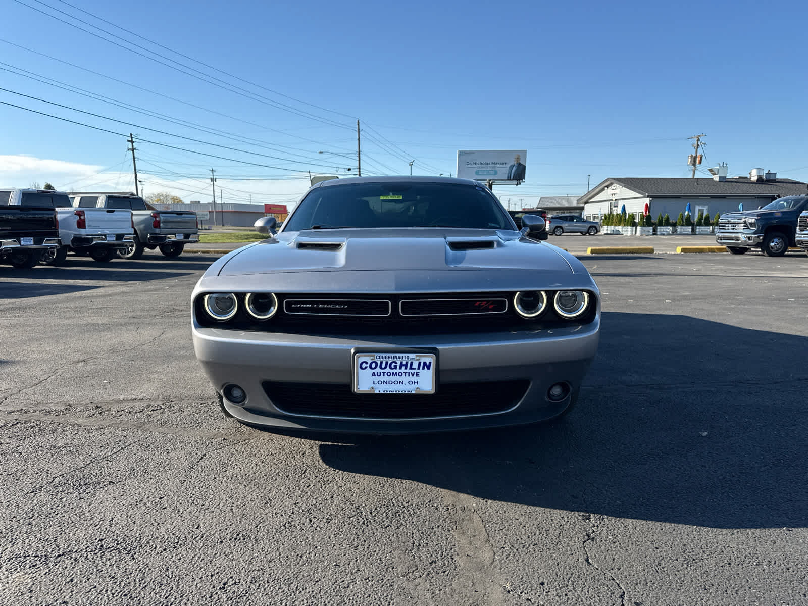 Used 2017 Dodge Challenger R/T w/ Sound Group RWD image 5