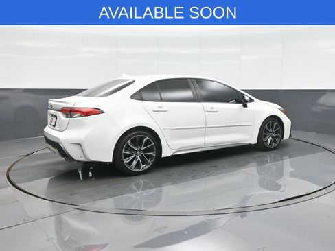 Used 2021 Toyota Corolla SE w/ SE Premium Package image 7