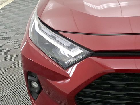 Used 2023 Toyota RAV4 XLE Premium AWD/4WD image 28