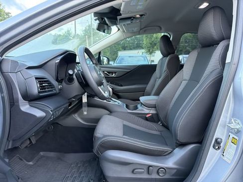 Certified 2025 Subaru Outback Premium AWD/4WD image 11