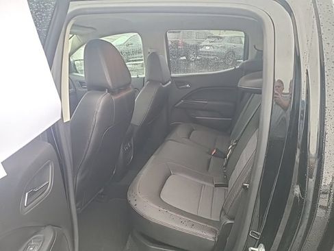Used 2015 GMC Canyon SLE w/ All-Terrain Package AWD/4WD image 12
