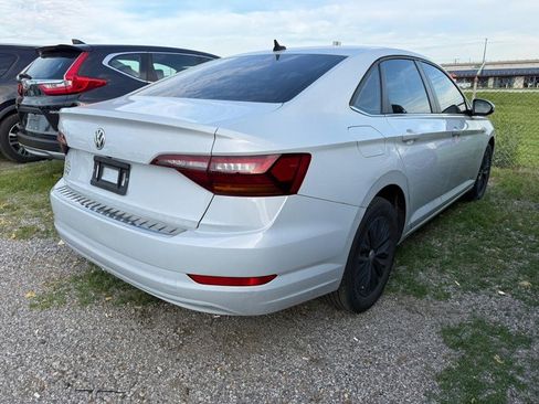 Used 2019 Volkswagen Jetta SEL FWD image 4