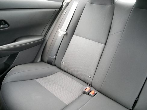 Certified 2024 Nissan Sentra SV FWD image 12