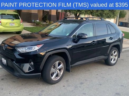 Used 2021 Toyota RAV4 XLE Premium AWD/4WD image 3