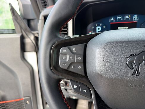 Used 2025 Ford Bronco Raptor AWD/4WD image 17