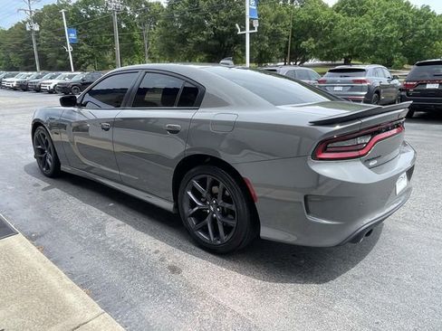 Used 2023 Dodge Charger R/T w/ Blacktop Package RWD image 4