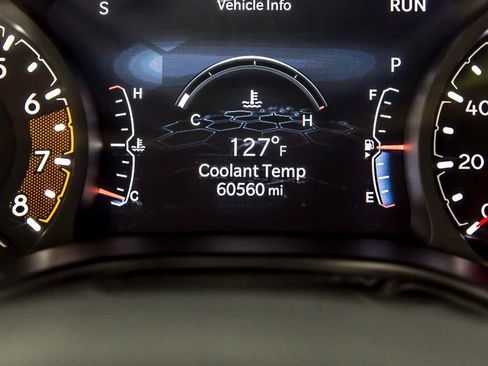 Used 2023 Jeep Compass Latitude AWD/4WD image 17