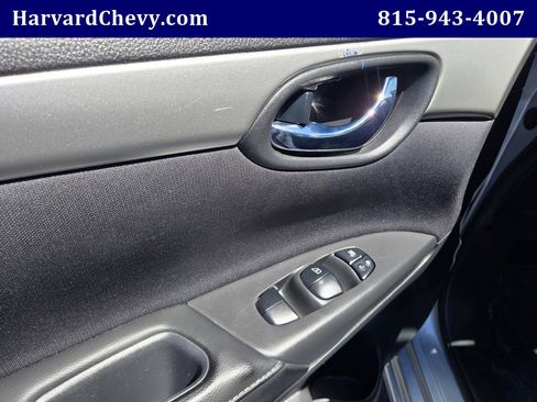 Used 2019 Nissan Sentra S FWD image 29