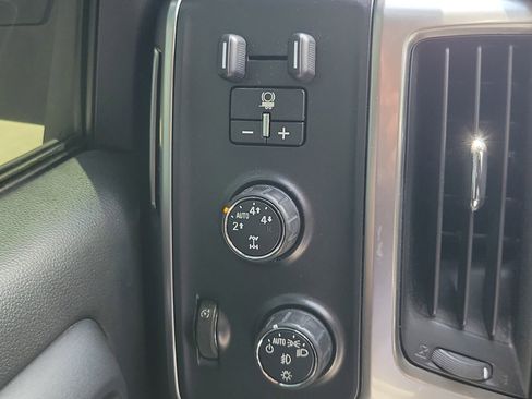 Used 2016 Chevrolet Silverado 1500 LT w/ All Star Edition AWD/4WD image 25