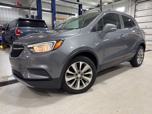 Used 2019 Buick Encore Preferred FWD image 1