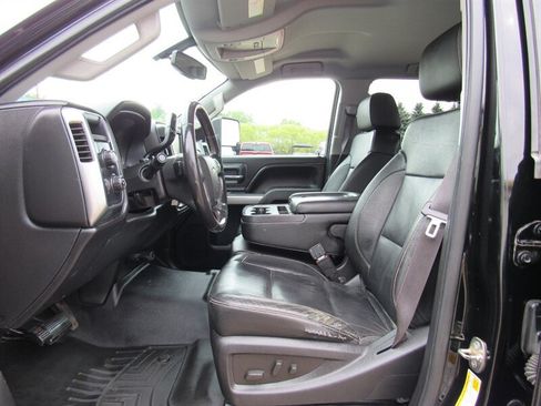 Used 2015 Chevrolet Silverado 2500 LT w/ LT Fleet Convenience Package AWD/4WD image 3