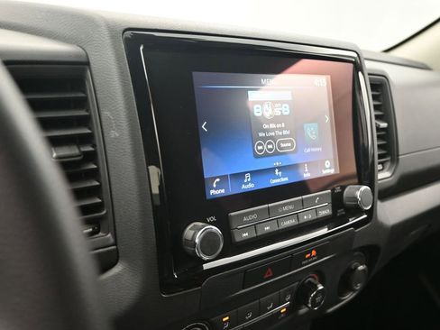 Used 2022 Nissan Frontier S image 16