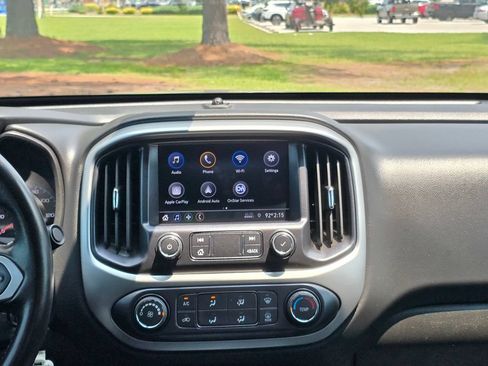 Used 2022 Chevrolet Colorado LT w/ LT Convenience Package RWD image 17