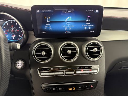 Used 2022 Mercedes-Benz GLC 43 AMG 4MATIC image 21