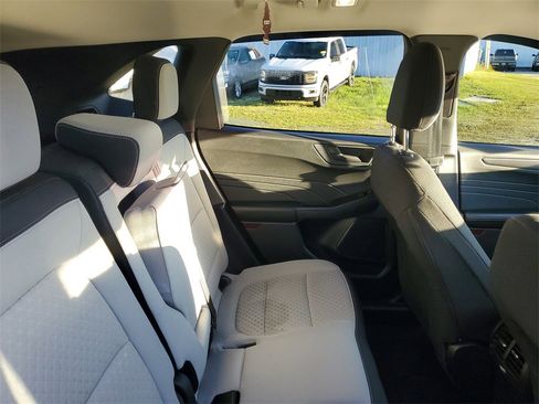 Used 2023 Ford Escape Active image 34
