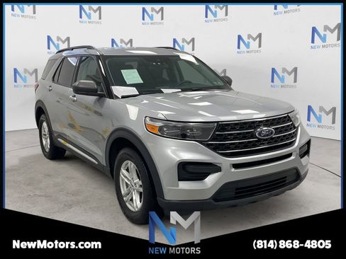 Used 2022 Ford Explorer XLT w/ Class IV Trailer Tow Package image 5