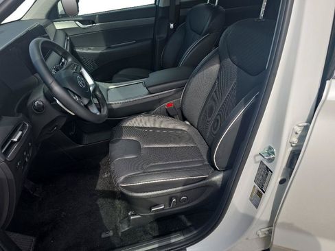 Used 2025 Hyundai Palisade SEL AWD/4WD image 11