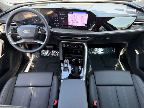 Certified 2025 Audi Q5 Premium Plus w/ Premium Plus image 13