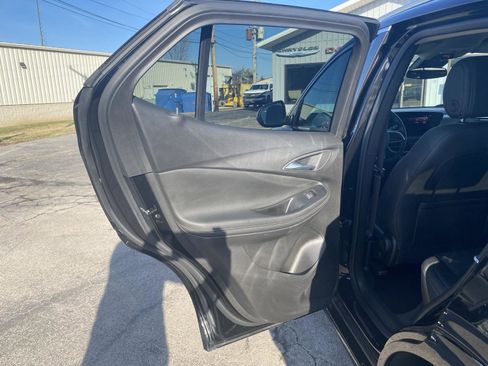 Used 2024 Buick Encore GX Sport Touring image 29