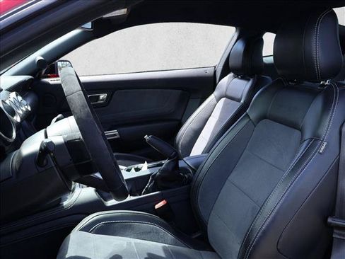 Used 2020 Ford Mustang Shelby GT350 w/ Technology Package RWD image 15