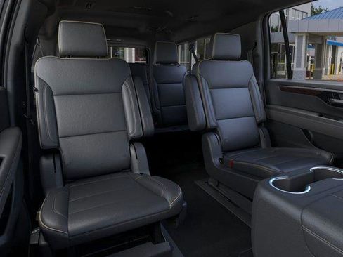 New 2026 Chevrolet Suburban Premier w/ Sun And Tow Package image 17