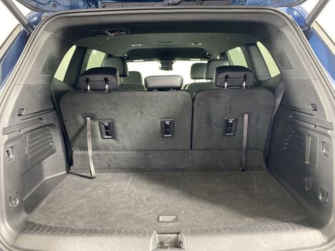 Used 2025 Buick Enclave Preferred image 27