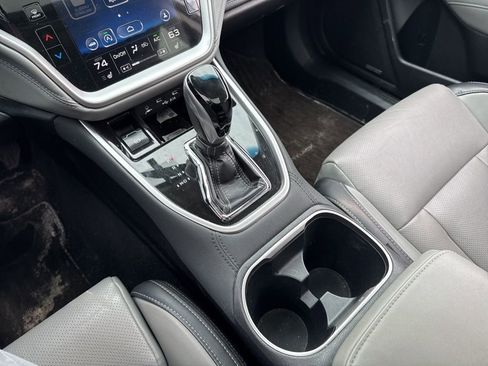 Used 2020 Subaru Outback Limited image 10