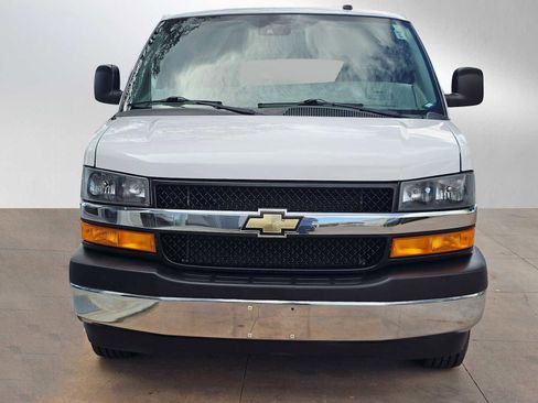 Used 2022 Chevrolet Express 3500 LT w/ LT Preferred Equipment Group RWD image 8