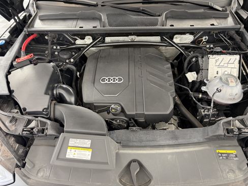 Certified 2023 Audi Q5 2.0T Premium AWD/4WD image 11