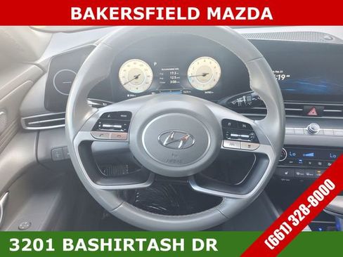 Used 2023 Hyundai Elantra SEL w/ Convenience Package image 15