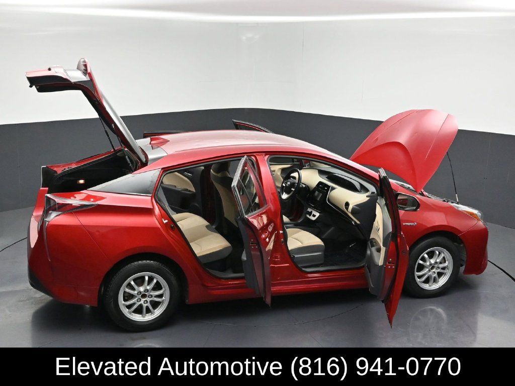 Used 2018 Toyota Prius One FWD image 29