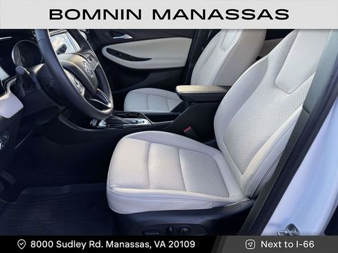 Used 2022 Buick Encore GX Essence w/ Experience Buick Package image 12