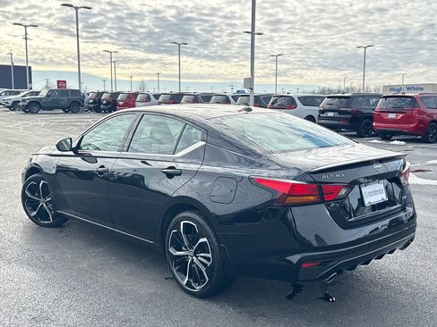 Used 2024 Nissan Altima 2.5 SR image 5