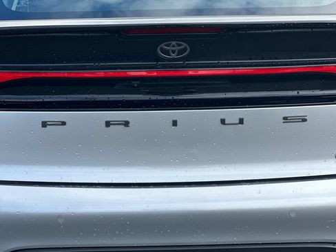 Used 2023 Toyota Prius LE FWD image 46