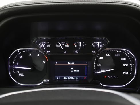 Used 2023 GMC Sierra 3500 SLT w/ Gooseneck/5TH Wheel Package image 10