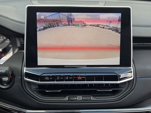 New 2026 Jeep Compass Latitude image 15