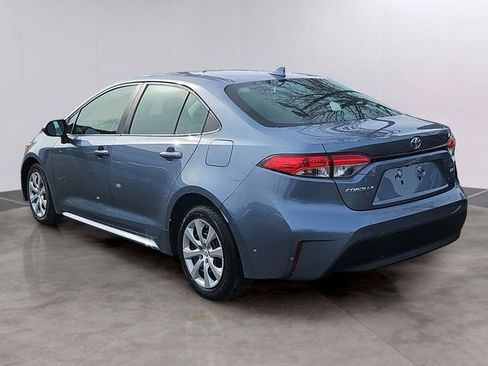 Used 2023 Toyota Corolla LE image 6