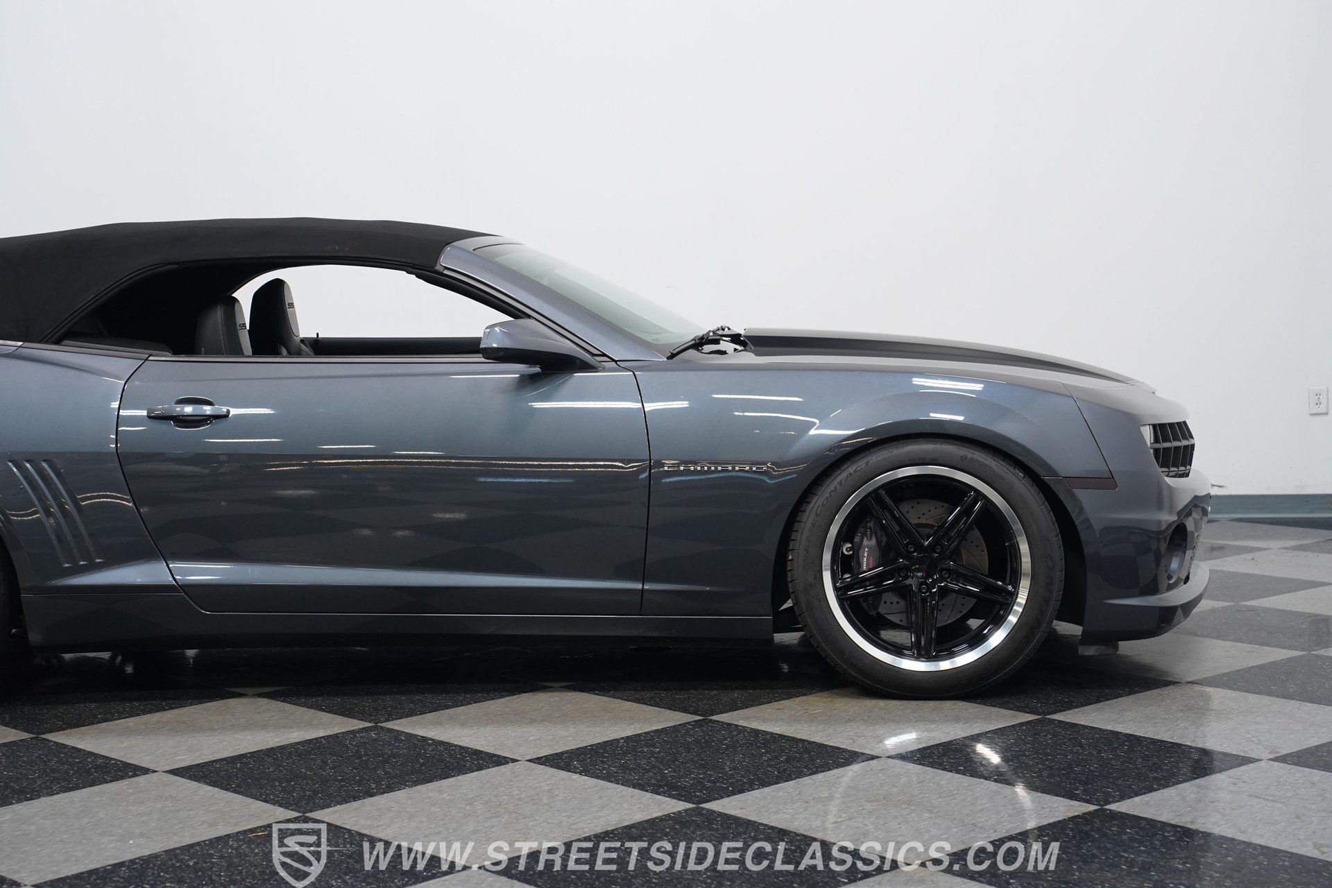 Used 2011 Chevrolet Camaro SS w/ RS Package RWD image 30