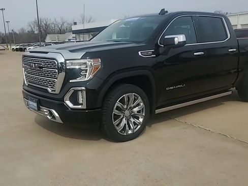 Certified 2022 GMC Sierra 1500 Denali w/ Denali Premium Package AWD/4WD image 4