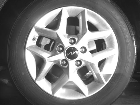 Used 2025 Kia Soul LX w/ LX Technology Package FWD image 12