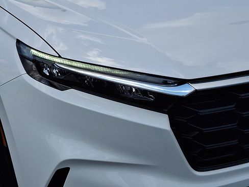 Certified 2024 Honda CR-V LX image 9