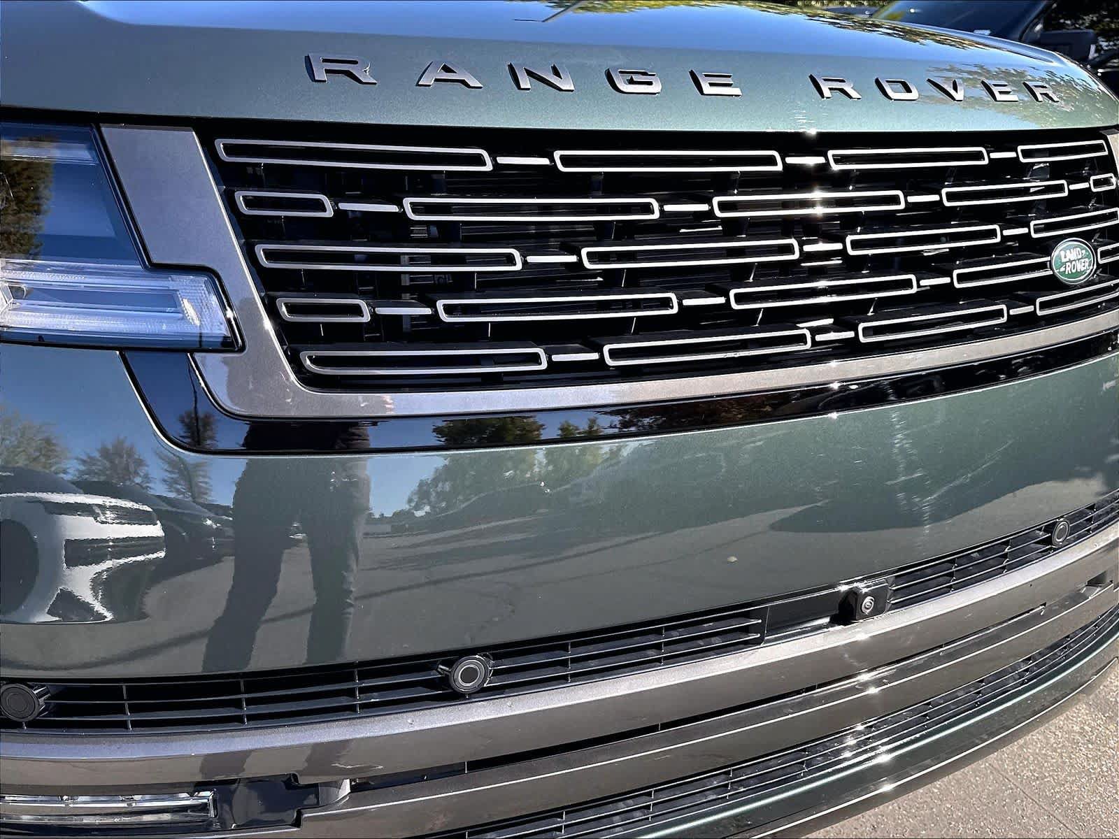 New 2026 Land Rover Range Rover Long Wheelbase SE AWD/4WD image 34