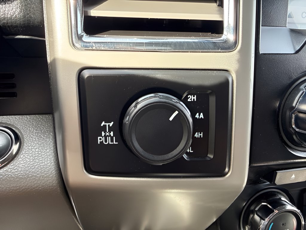 Used 2016 Ford F150 Lariat AWD/4WD image 21