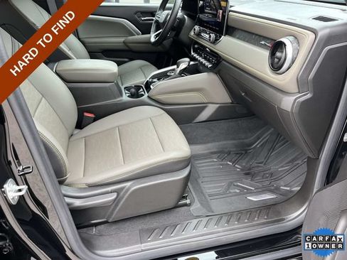 Used 2024 Chevrolet Colorado ZR2 w/ ZR2 Convenience Package III AWD/4WD image 23