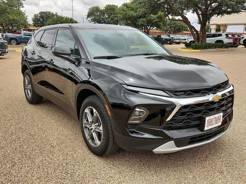 Used 2025 Chevrolet Blazer LT AWD/4WD image 7