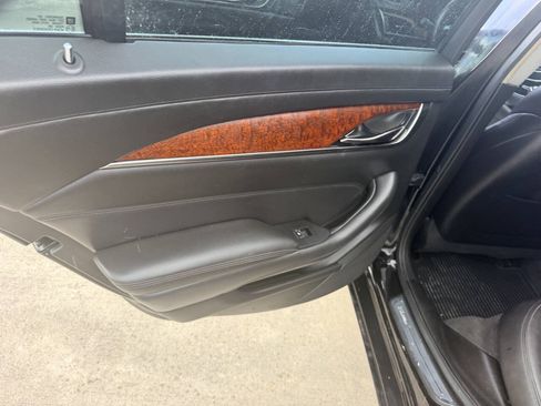 Used 2019 Cadillac CTS Luxury RWD image 16