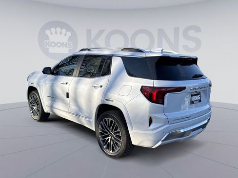 New 2026 GMC Terrain Denali w/ LPO, Floor Liner Package image 4