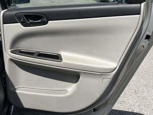 Used 2008 Chevrolet Impala LS FWD image 20